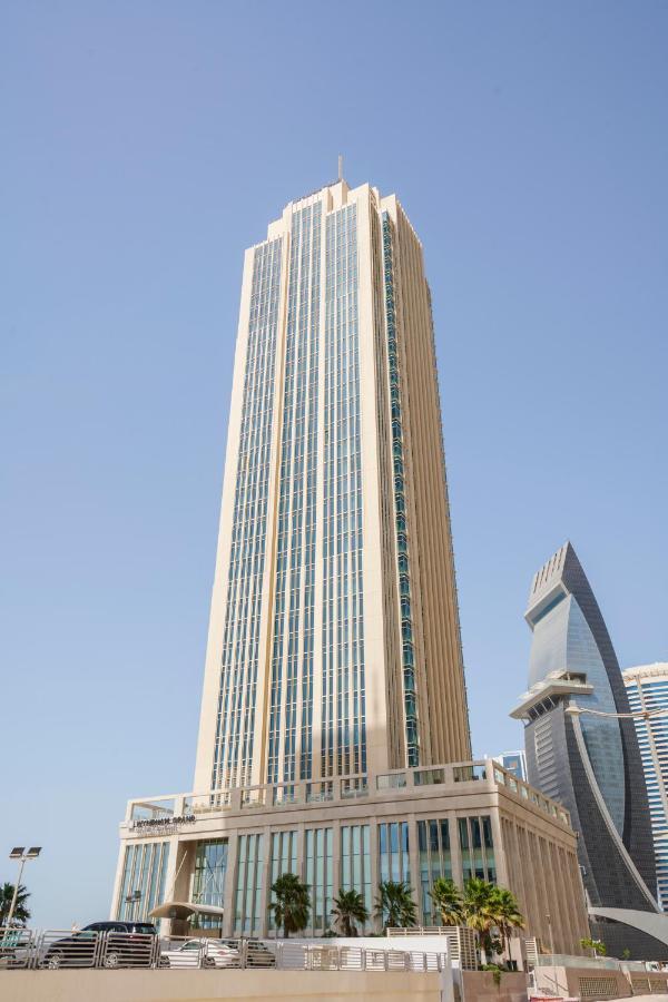 Wyndham Grand Doha West Bay Beach Екстер'єр фото The tower in 2011