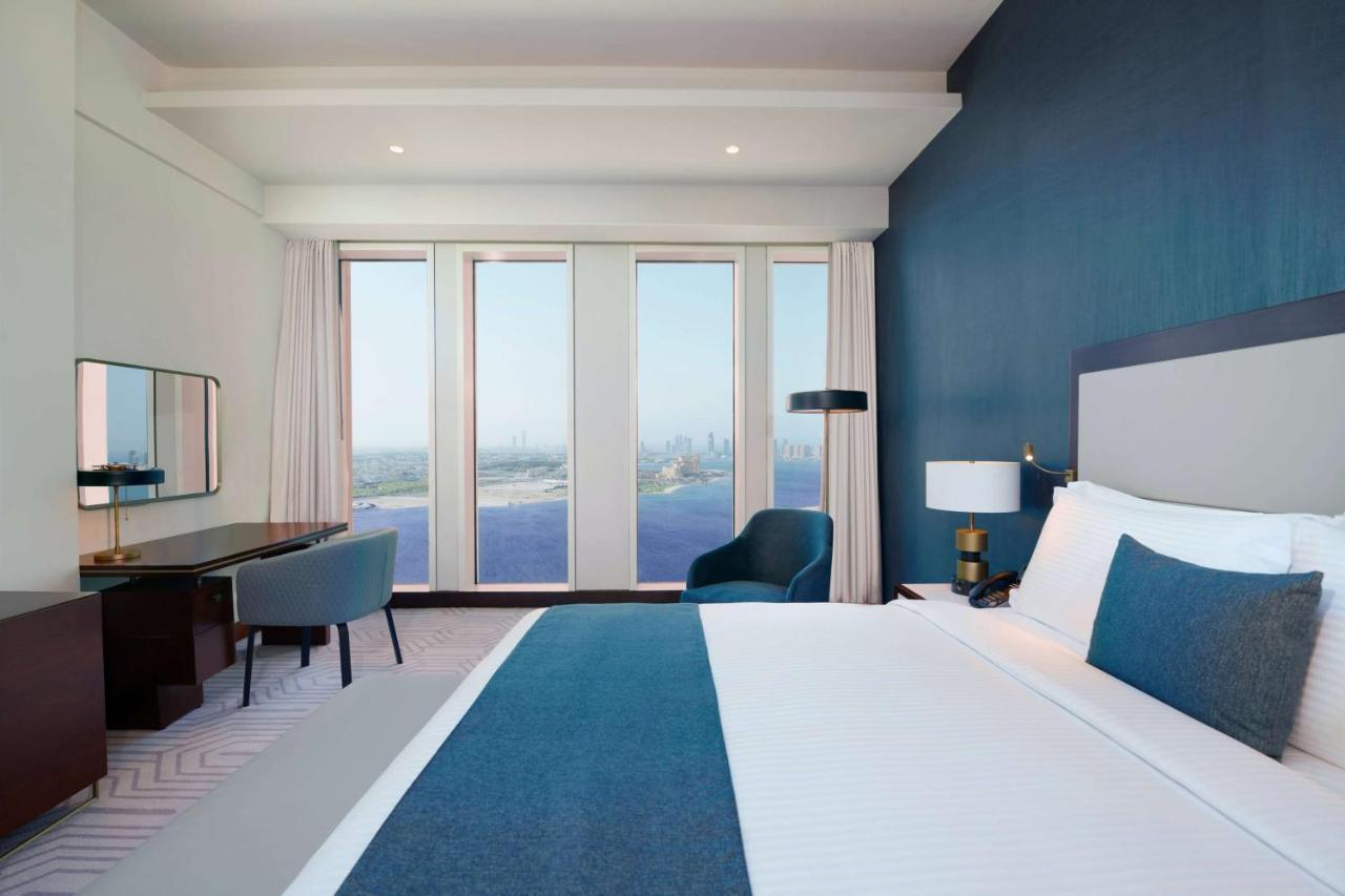 Wyndham Grand Doha West Bay Beach Екстер'єр фото A room at the hotel