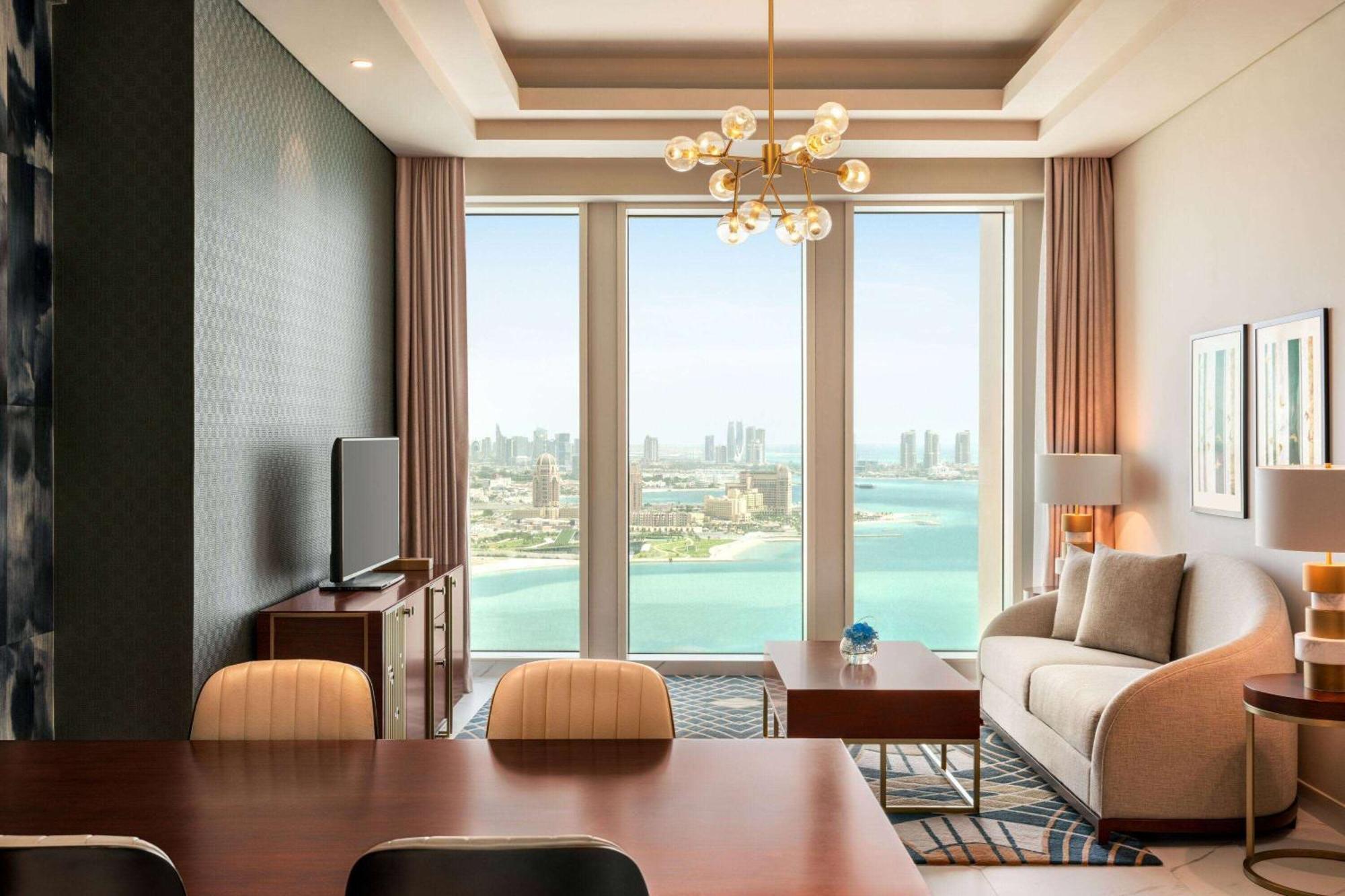 Wyndham Grand Doha West Bay Beach Екстер'єр фото A living room at the hotel