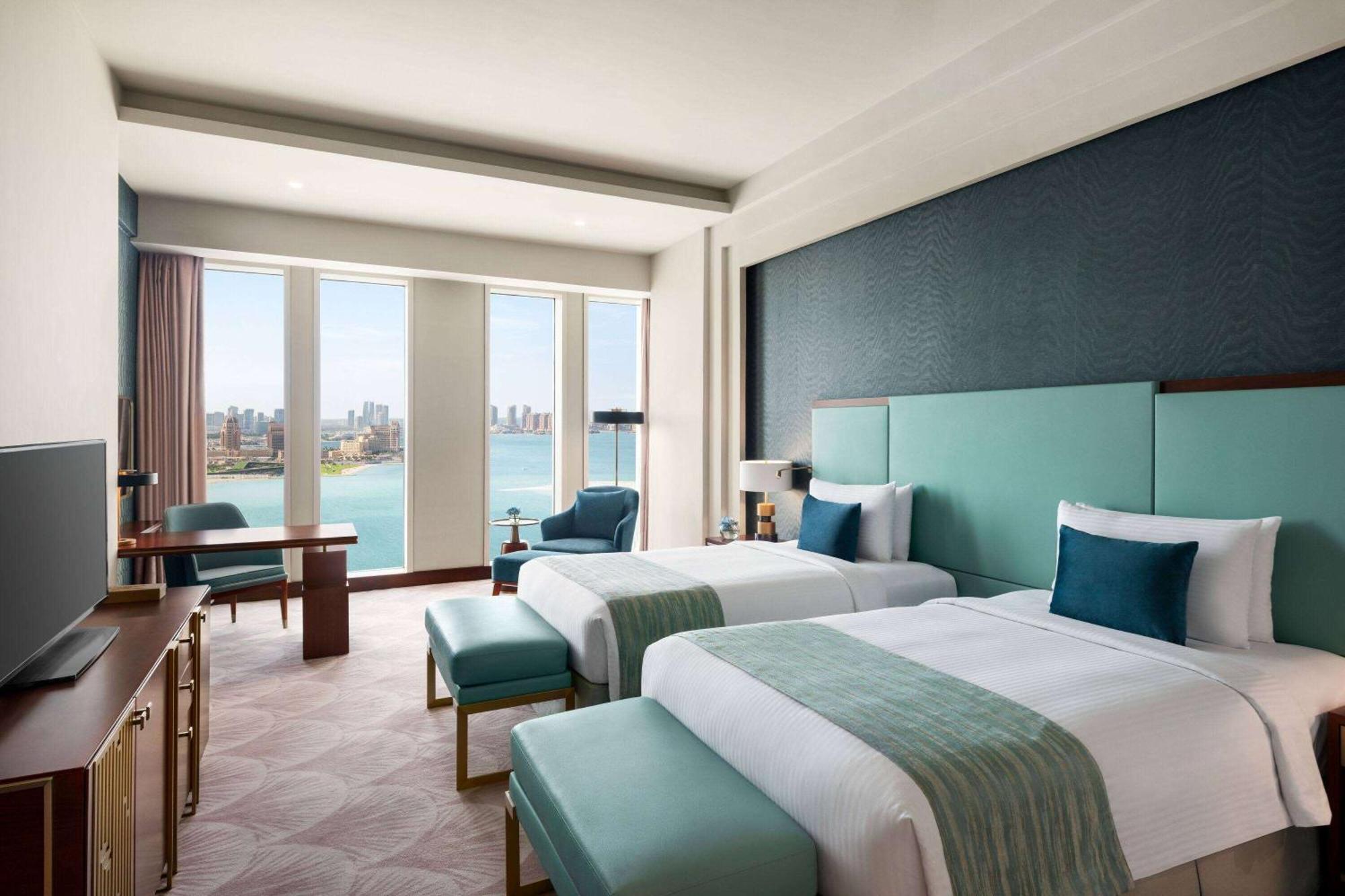 Wyndham Grand Doha West Bay Beach Екстер'єр фото